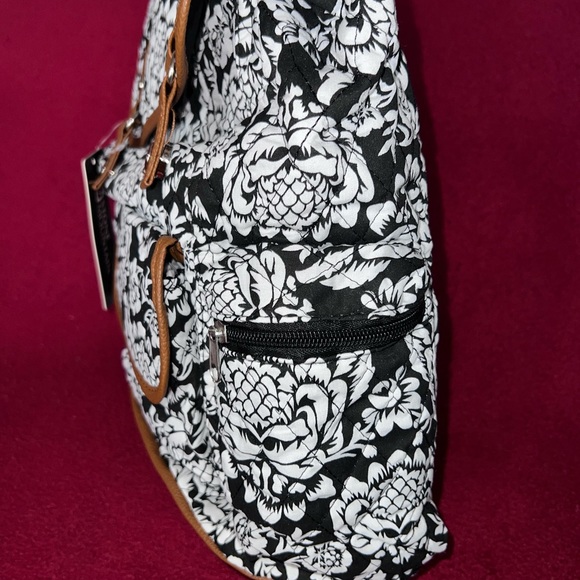 Stone Mountain Black and White Quilted Backpack**NEW W/TAGS** - Picture 3 of 9